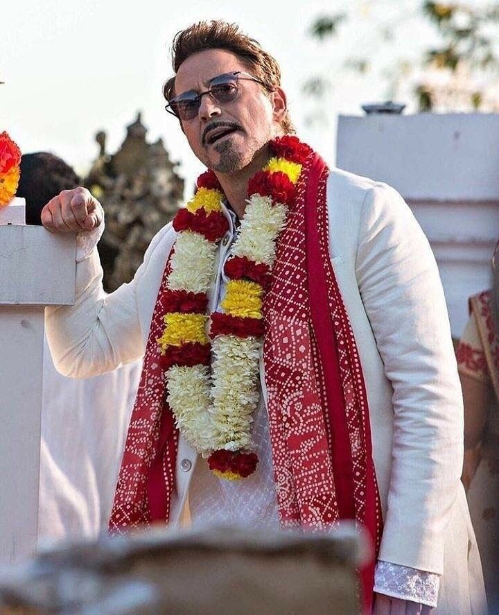 Robert Downey Jr in traditional Indian attire