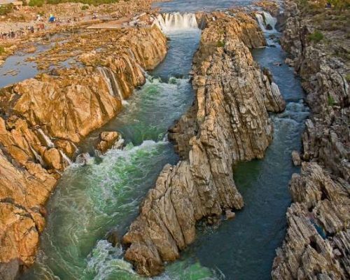 Dhuandhar Waterfalls