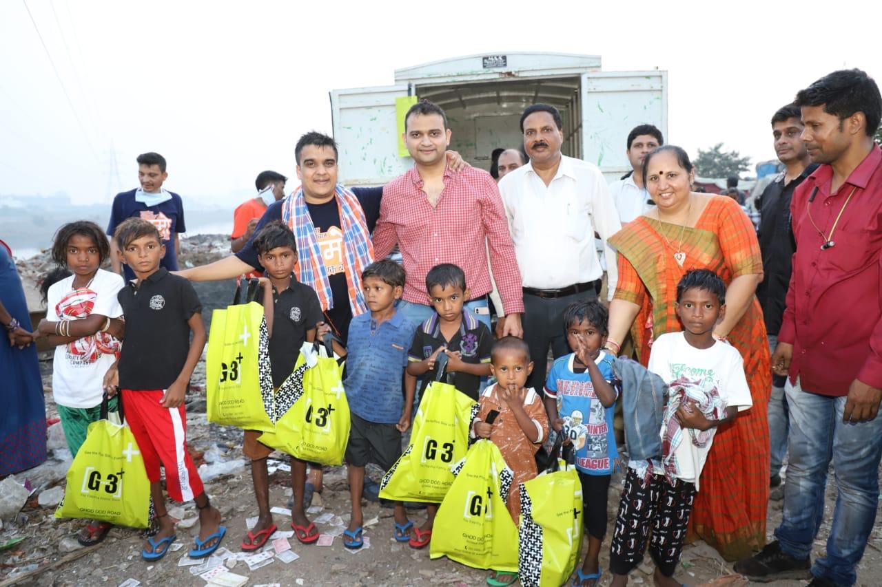 diwali gifts to slum children, g3plus gifts to 300 children of slum surat, surat social cause for diwali,