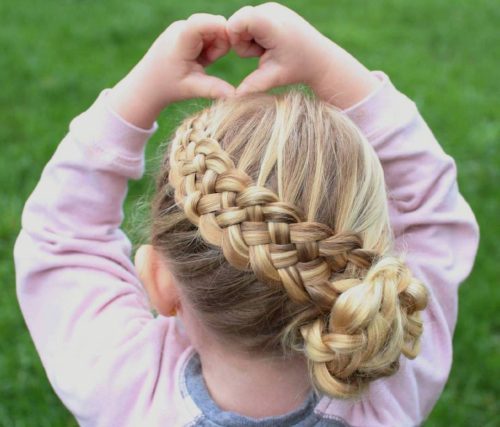 20 Cute And Easy Hairstyles For Middle School Girls