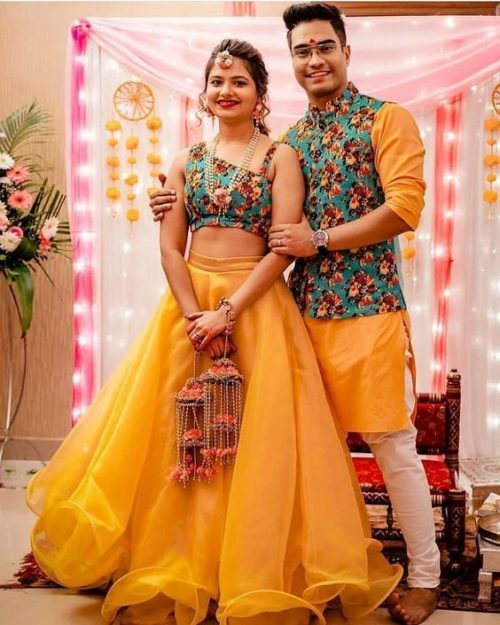 matching outfits of couple for mens mehendi ceremony