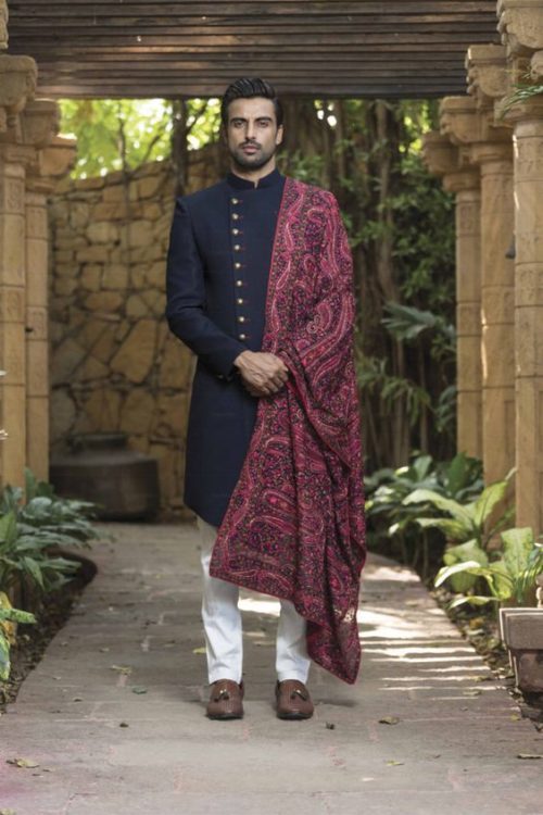 simple kurta with stole outfit for men