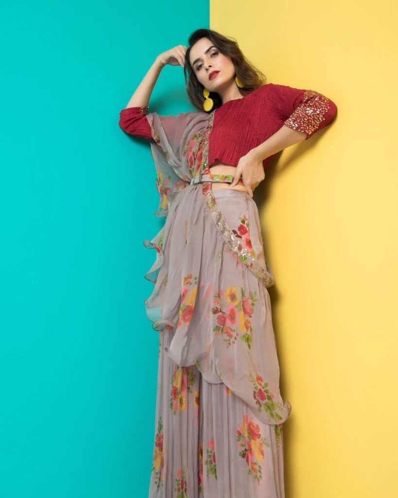 Dhoti Saree | Pant and Sharara Saree | Plazo Saree Buy Online | Pant Style  Saree | Indian fashion dresses, Saree designs, Stylish sarees
