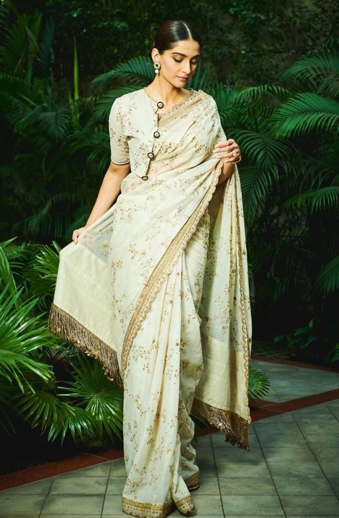 indian wedding guest outfits saree