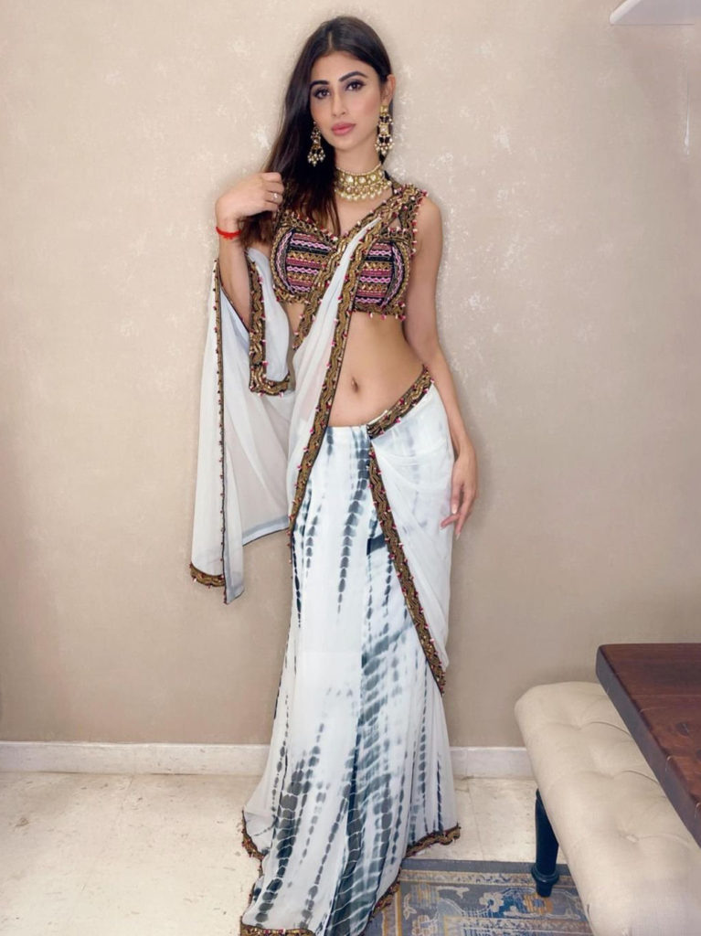 mouni roy in saree