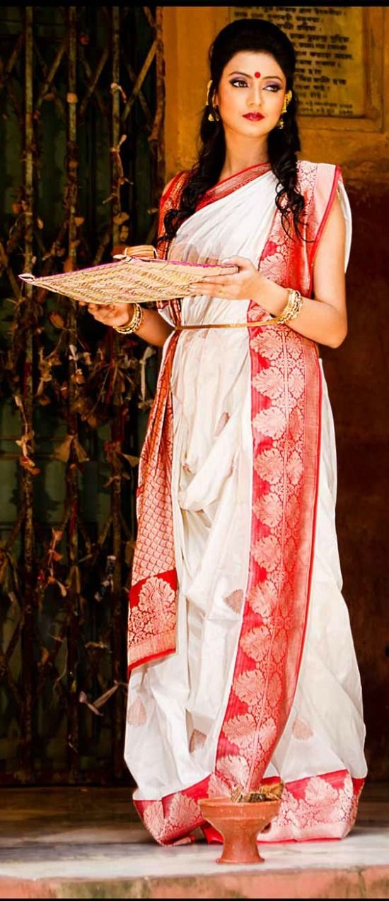 saree drape with belt