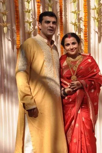 vidya balan in her wedding saree