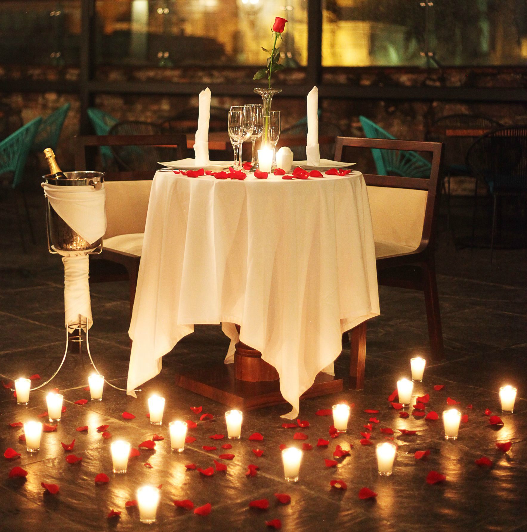 women's day special Candle night dinner ideas