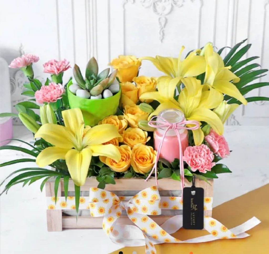 Flowers for women's day Special