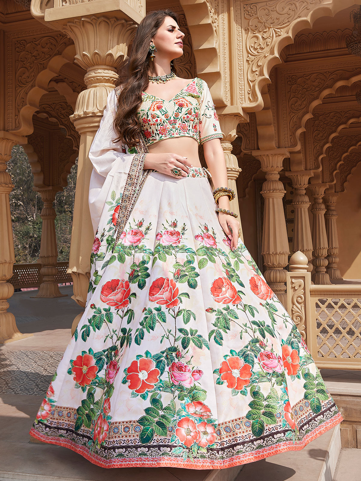 Latest Trending bridal lehenga designs 2022 with price Chandni chowk |  Dulhan lehenga design 2022 | Latest Trending bridal lehenga designs 2022  with price | Dulhan lehenga design 2022 #bridallehenga #lehengacholi # lehenga #lehengacollection2022 | By ...