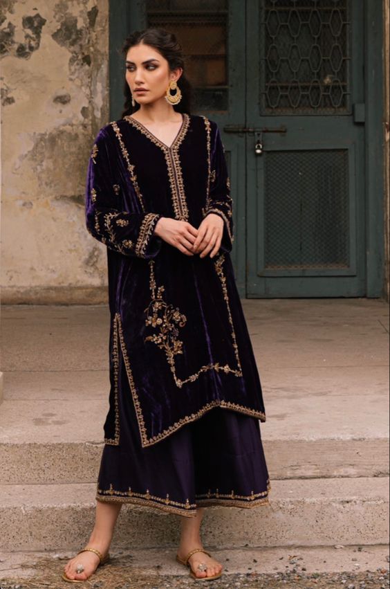Pakistani Dresses in Velvet